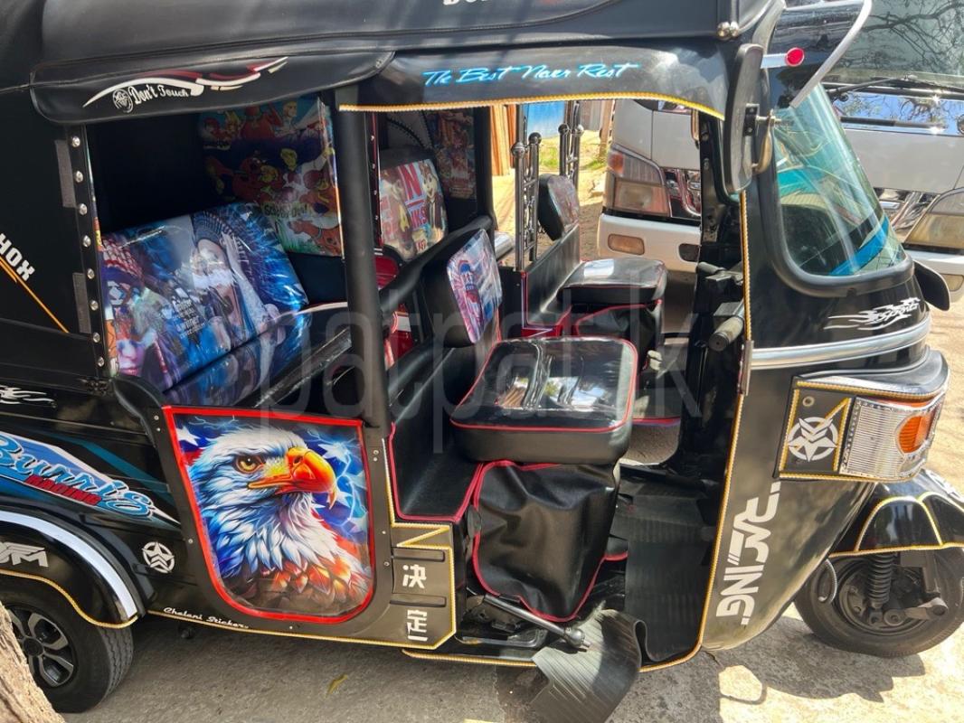 Bajaj Three Wheel 2012 - Used Three wheeler sale in Sri Lanka - patpat.lk