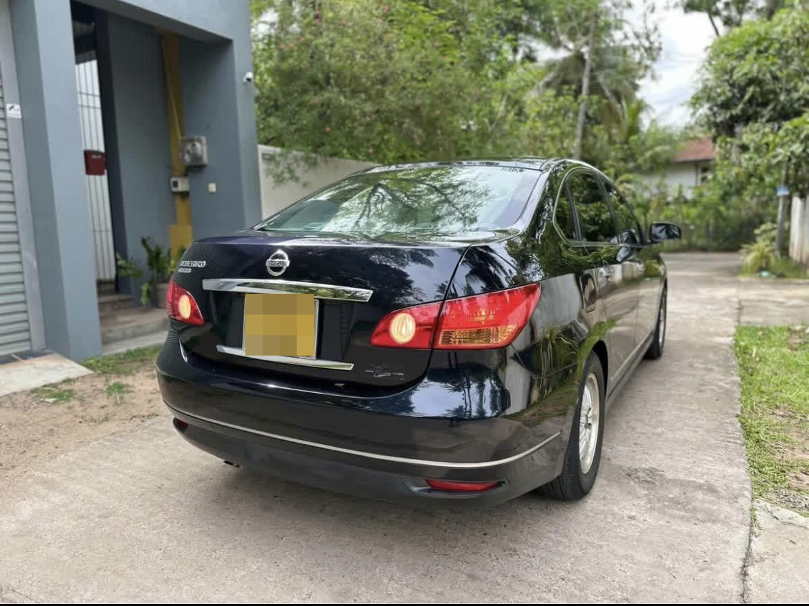 Nissan Bluebird 2005 - Used Car sale in Sri Lanka - patpat.lk