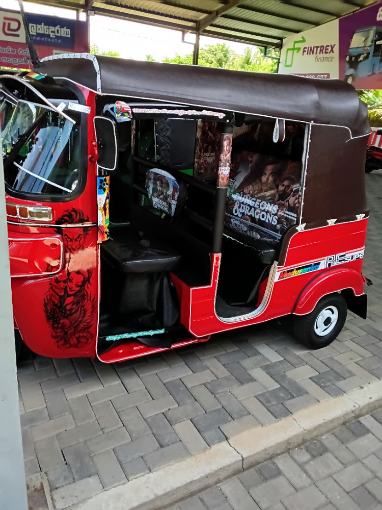 Bajaj Three Wheel 2014 - භාවිතා කරන ලද ත්‍රිරෝද රථය sale in Sri Lanka - patpat.lk