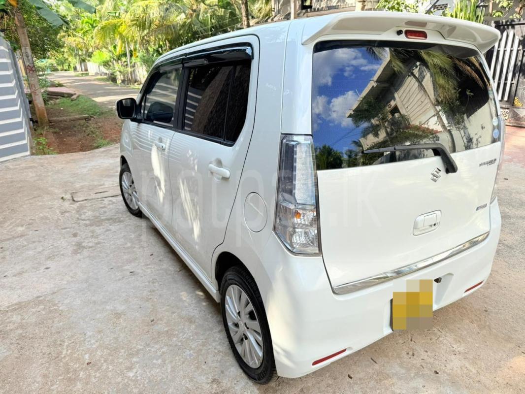 Suzuki Wagon R 2015 - பயன்படுத்தப்பட்டது கார் sale in Sri Lanka - patpat.lk