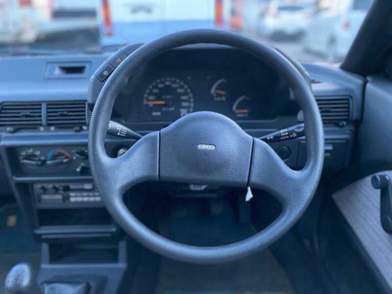 Mitsubishi Lancer 1986 - பயன்படுத்தப்பட்டது கார் sale in Sri Lanka - patpat.lk