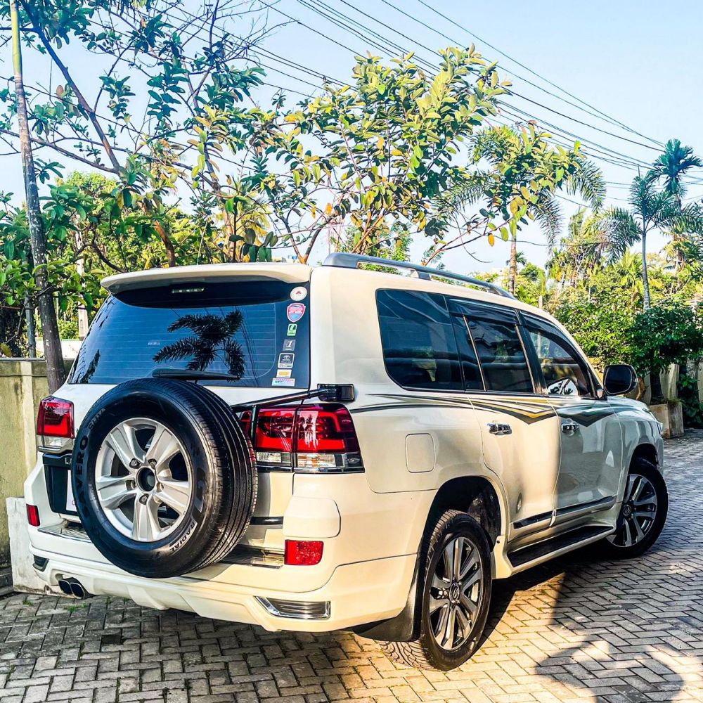 Toyota Land Cruiser 2016 - மறுசீரமைக்கப்பட்டது SUV sale in Sri Lanka - patpat.lk
