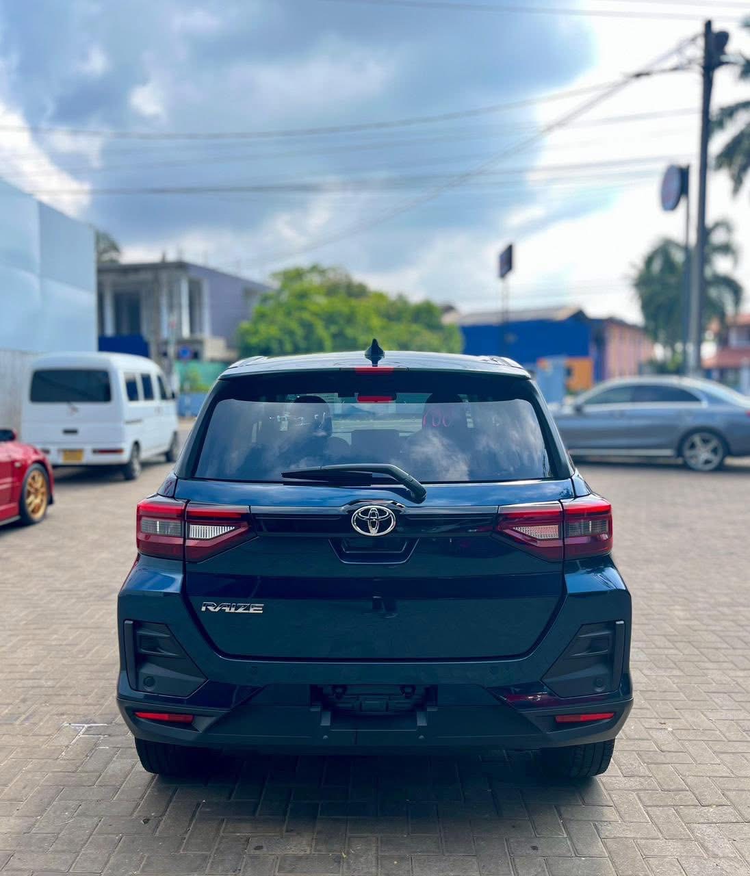 Toyota Raize 2025 - Reconditioned SUV sale in Sri Lanka - patpat.lk