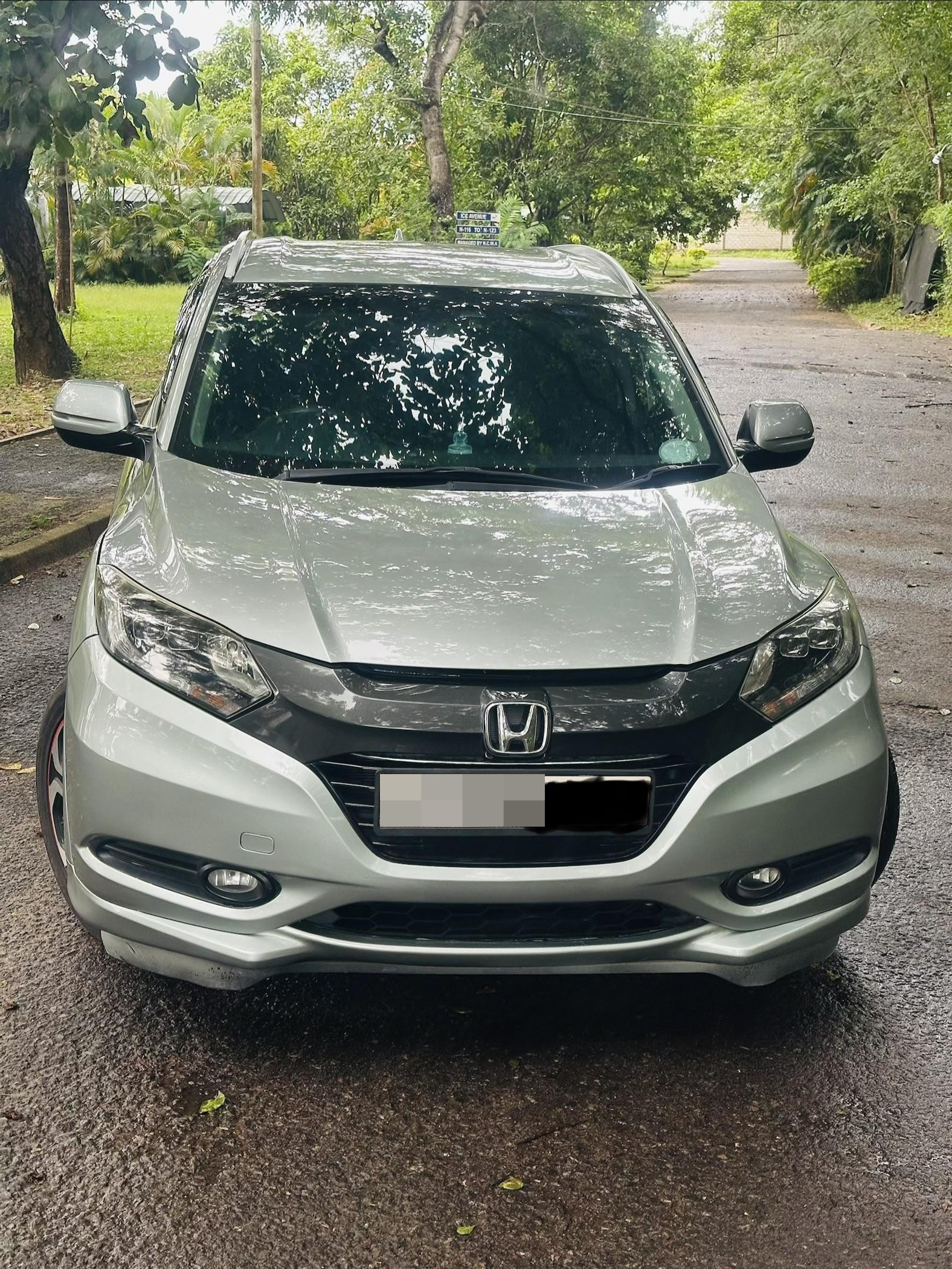 Honda Vezel 2014 - Used SUV sale in Sri Lanka - patpat.lk