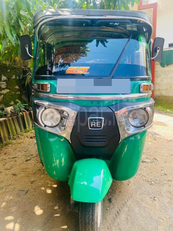Bajaj 4 stroke 2017 - Used Three wheeler sale in Sri Lanka - patpat.lk