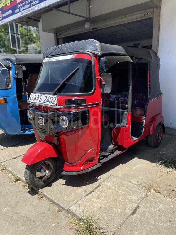 Bajaj Three Wheel 2014 - பயன்படுத்தப்பட்டது முச்சக்கர வண்டி sale in Sri Lanka - patpat.lk