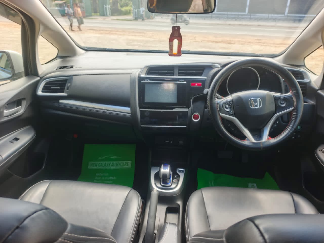 Honda Fit 2013 - மறுசீரமைக்கப்பட்டது கார் sale in Sri Lanka - patpat.lk