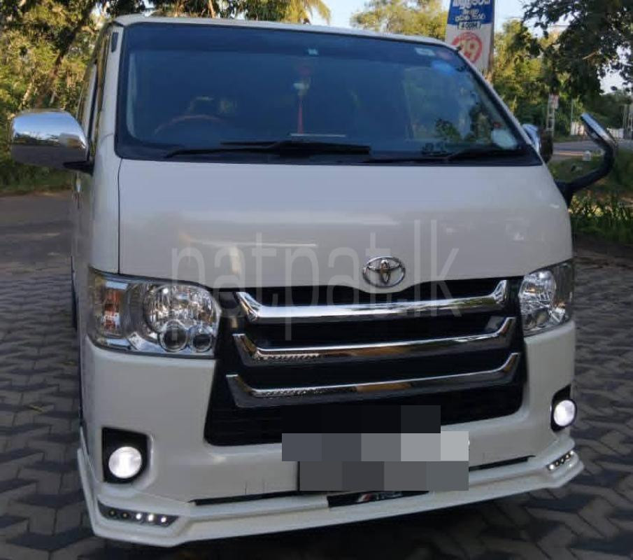 Toyota Hiace 2012 - பயன்படுத்தப்பட்டது வேன் sale in Sri Lanka - patpat.lk
