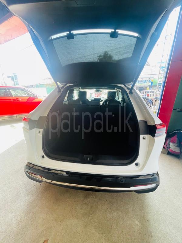 Advertisement image 6