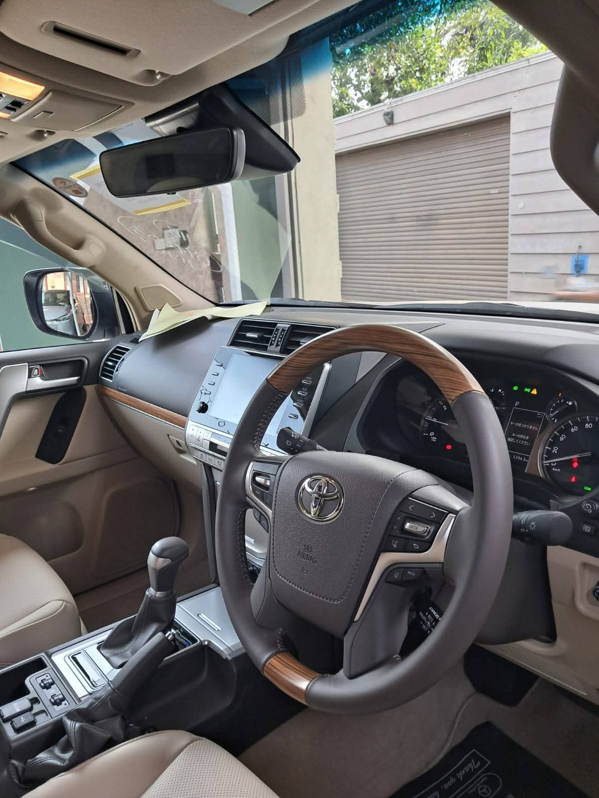 Toyota Land Cruiser Prado 2023 - Used SUV sale in Sri Lanka - patpat.lk