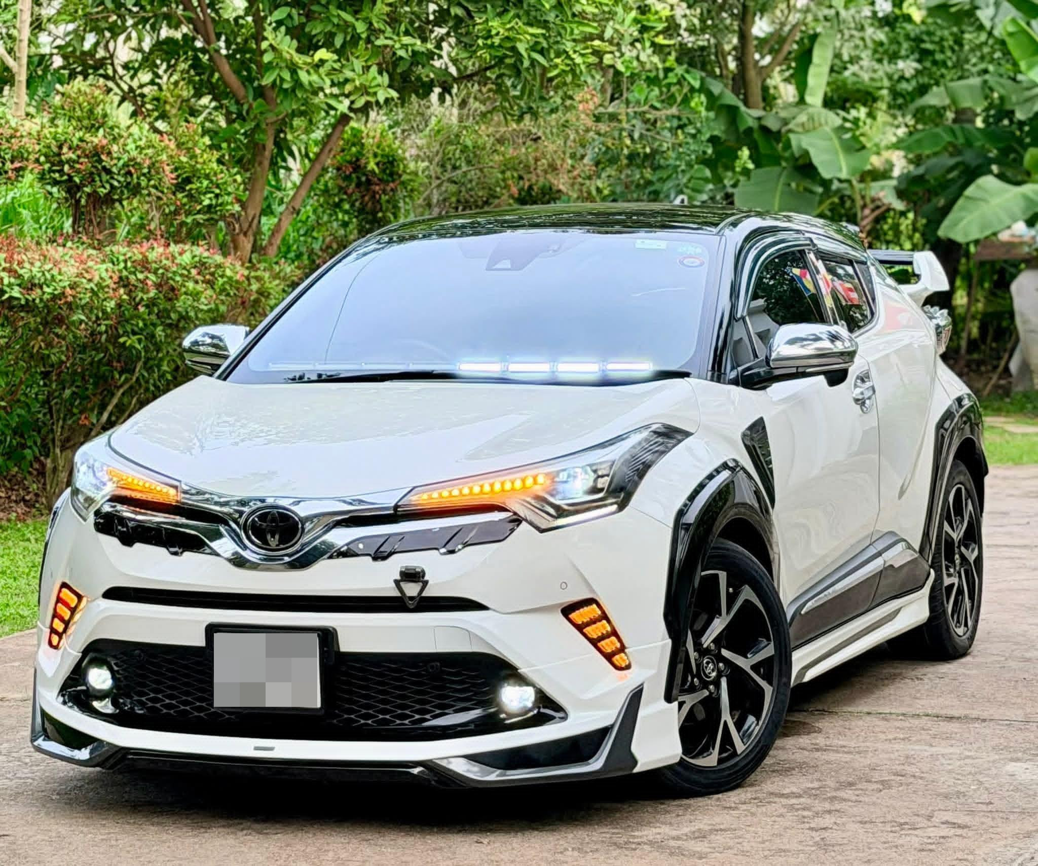 Toyota CHR 2018 - பயன்படுத்தப்பட்டது SUV sale in Sri Lanka - patpat.lk
