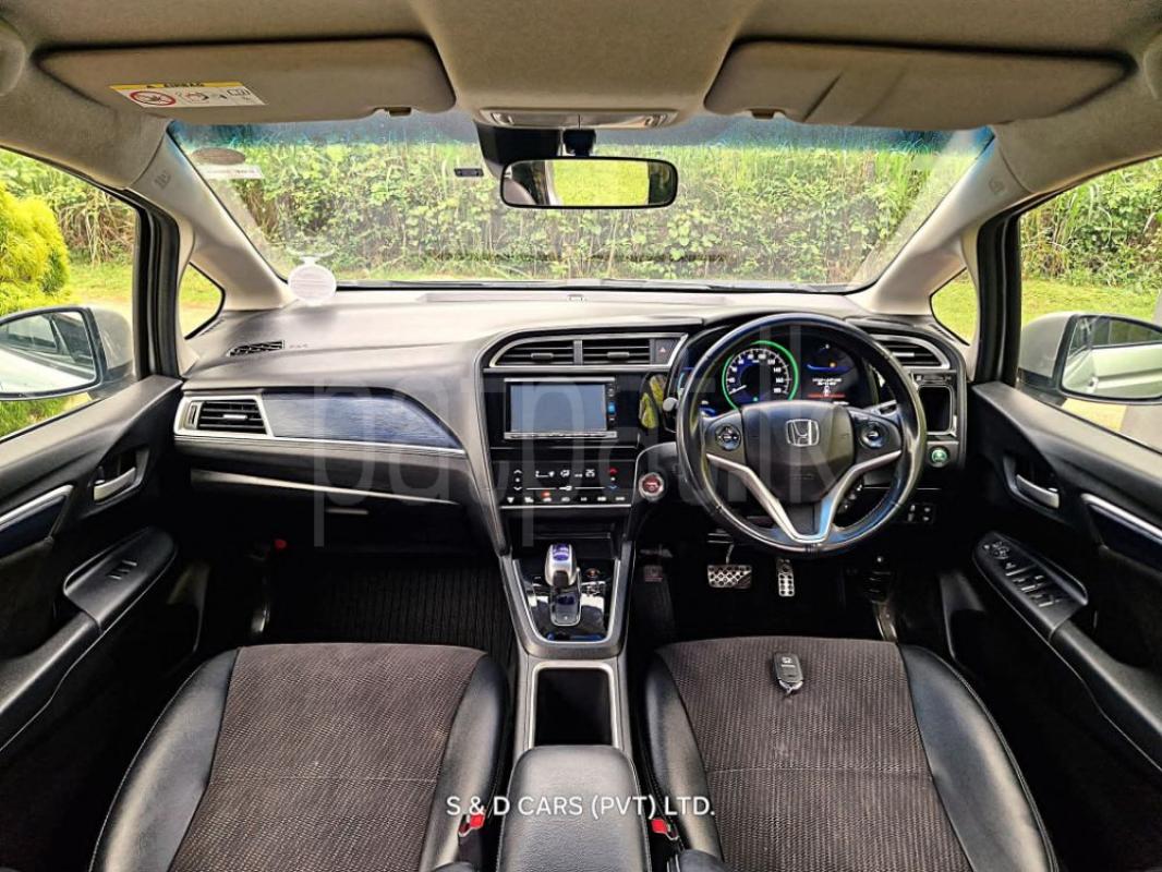 Advertisement image 3