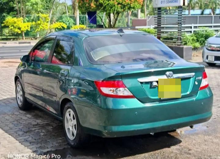 Honda Fit 2003 - பயன்படுத்தப்பட்டது கார் sale in Sri Lanka - patpat.lk