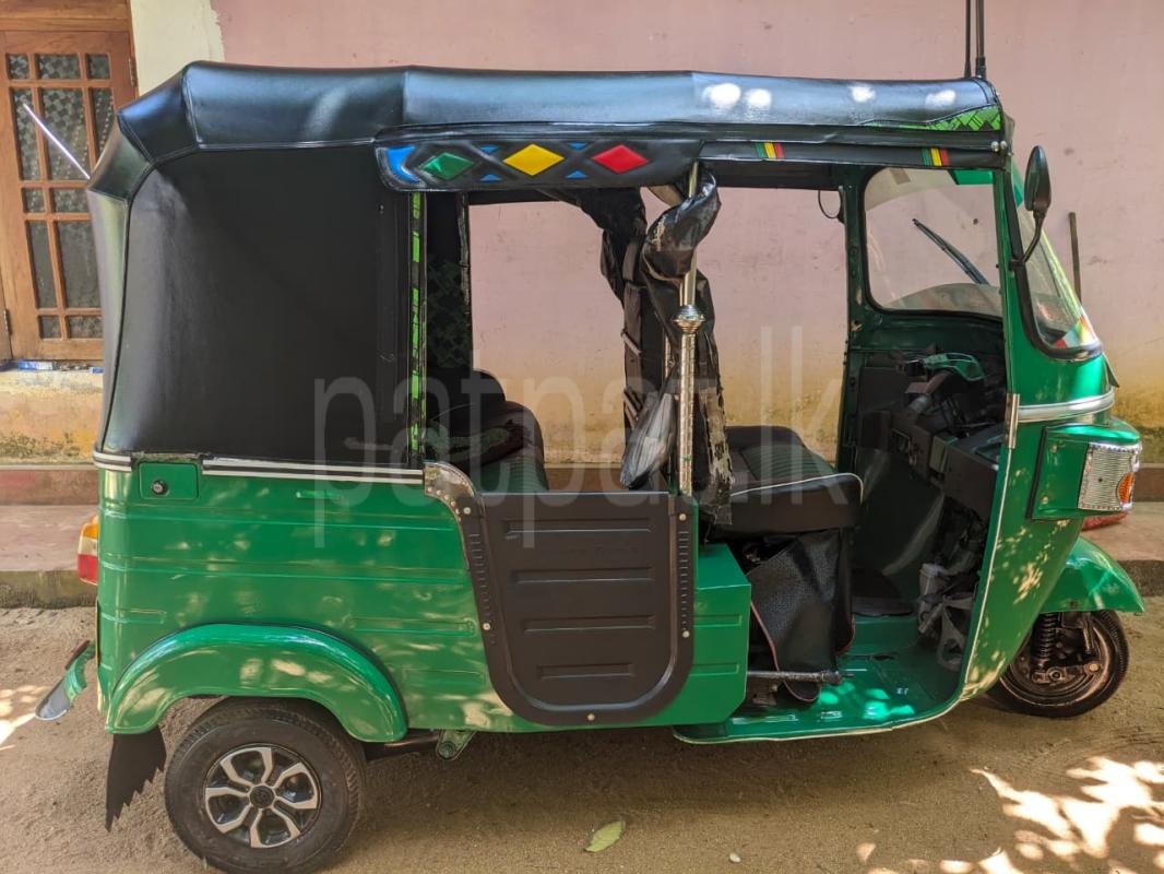 Bajaj 4 stroke 2012 - பயன்படுத்தப்பட்டது முச்சக்கர வண்டி sale in Sri Lanka - patpat.lk