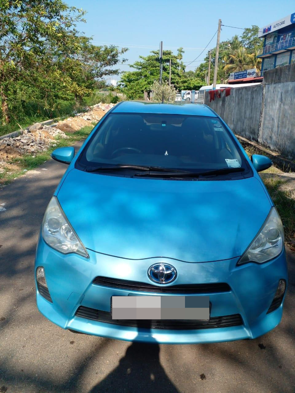 Toyota Aqua 2012 - Used Car sale in Sri Lanka - patpat.lk