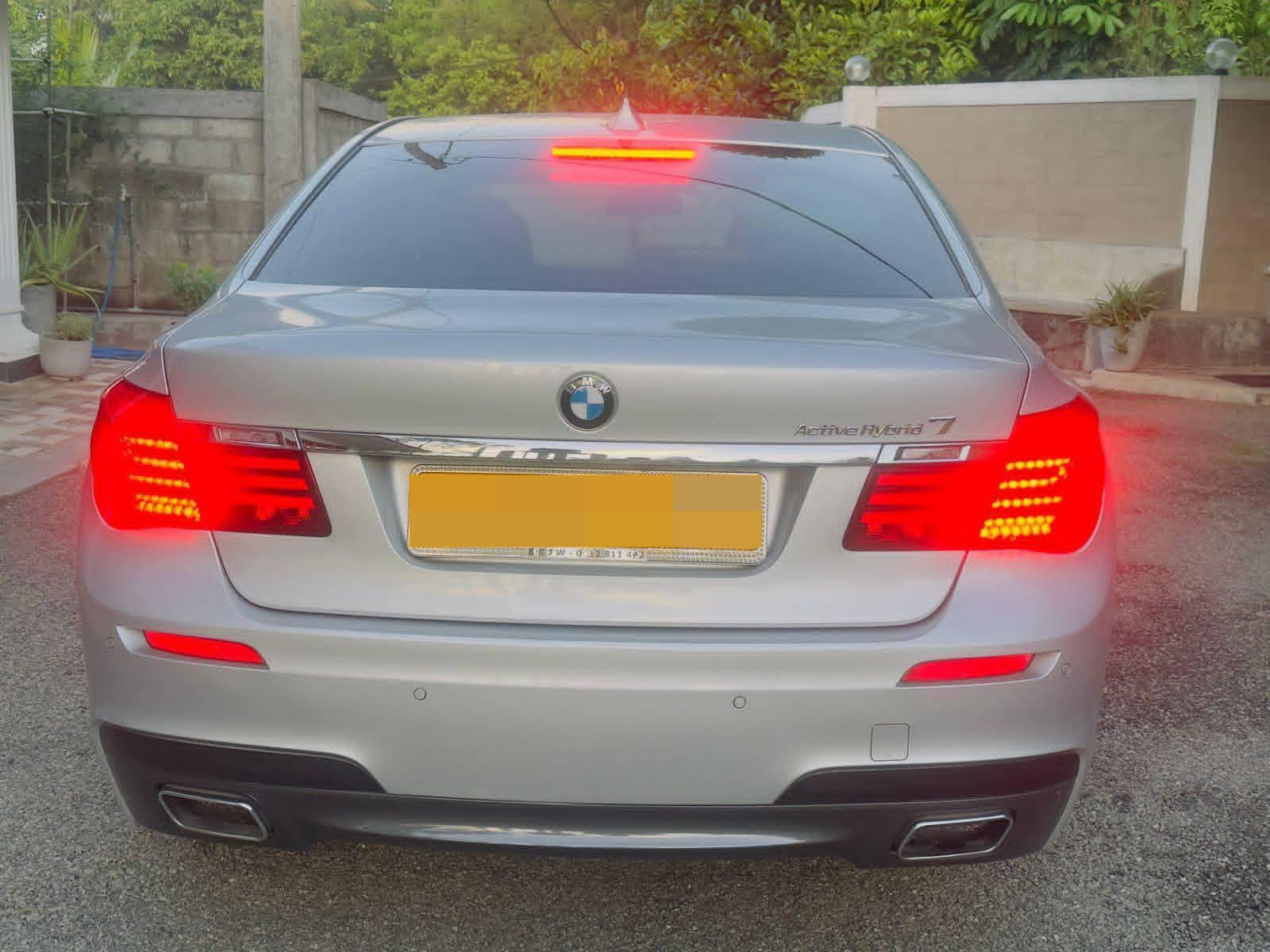 BMW 740I 2014 - பயன்படுத்தப்பட்டது கார் sale in Sri Lanka - patpat.lk