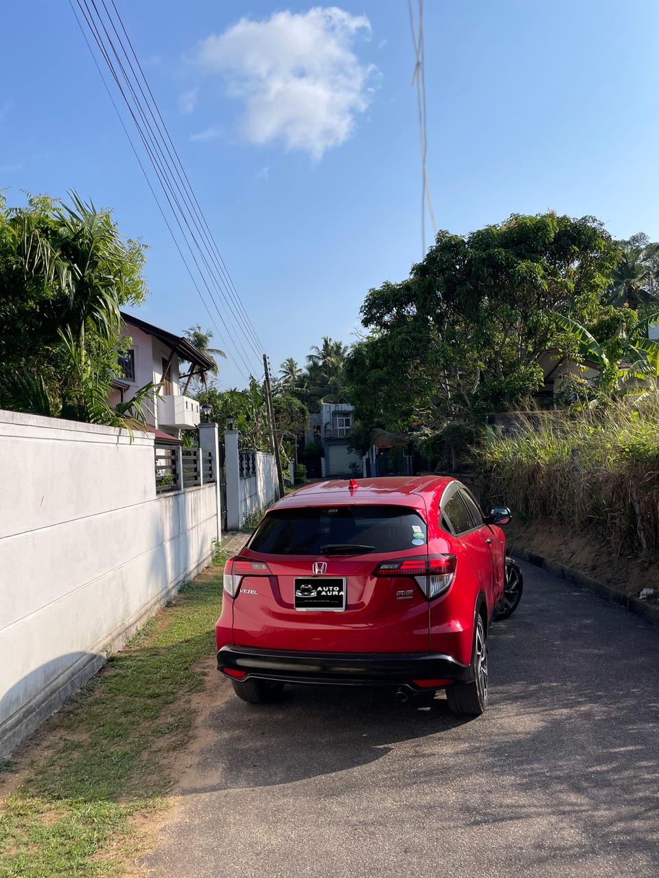Honda Vezel 2016 - Used SUV sale in Sri Lanka - patpat.lk