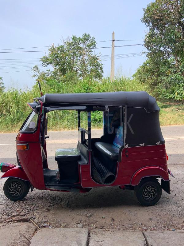 Bajaj 2 stroke 2009 - Used Three wheeler sale in Sri Lanka - patpat.lk
