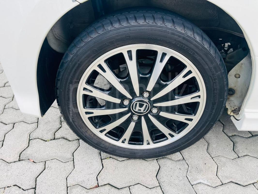 Advertisement image 5