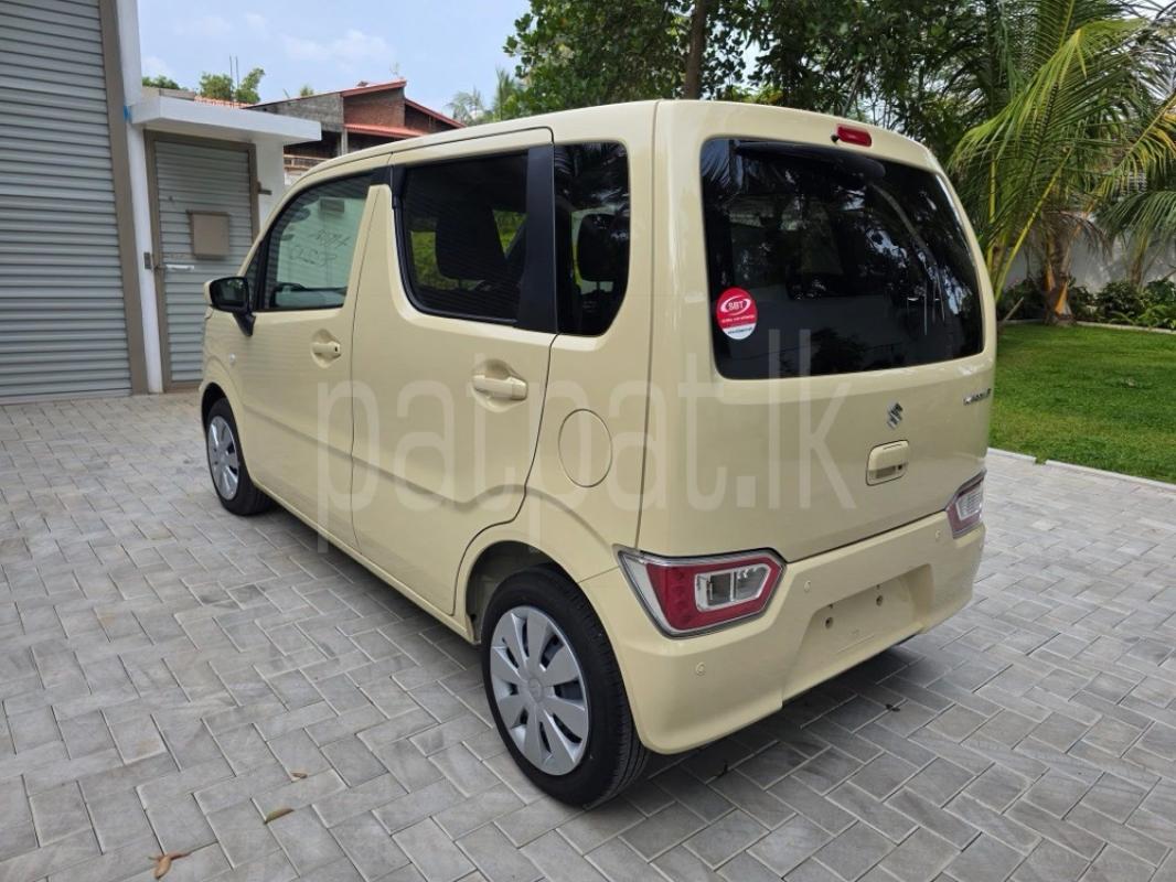 Advertisement image 6