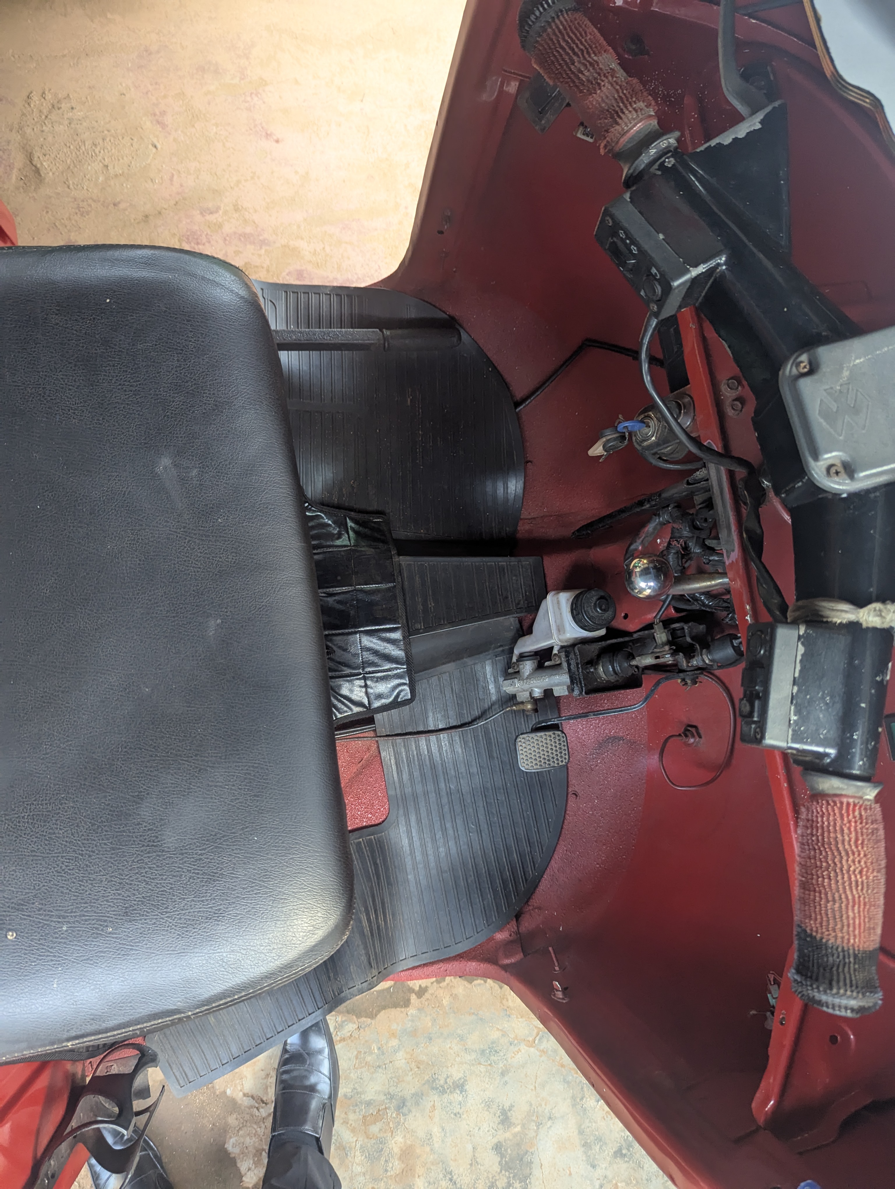 Bajaj 2 stroke 2009 - பயன்படுத்தப்பட்டது முச்சக்கர வண்டி sale in Sri Lanka - patpat.lk