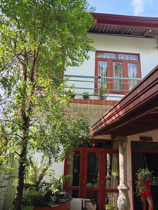 House for Sale in Athurugiriya
