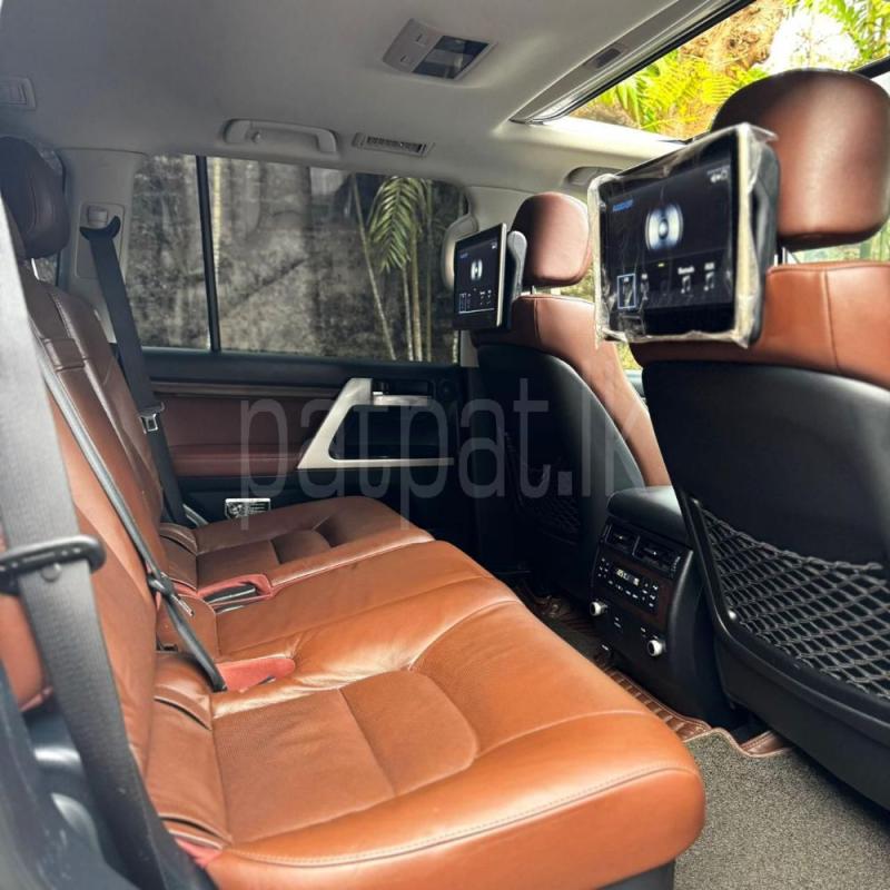 Advertisement image 4