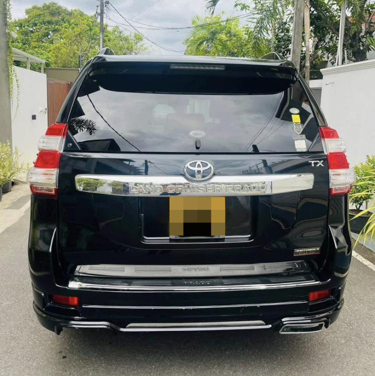Toyota Land Cruiser Prado 2011 - Used SUV sale in Sri Lanka - patpat.lk
