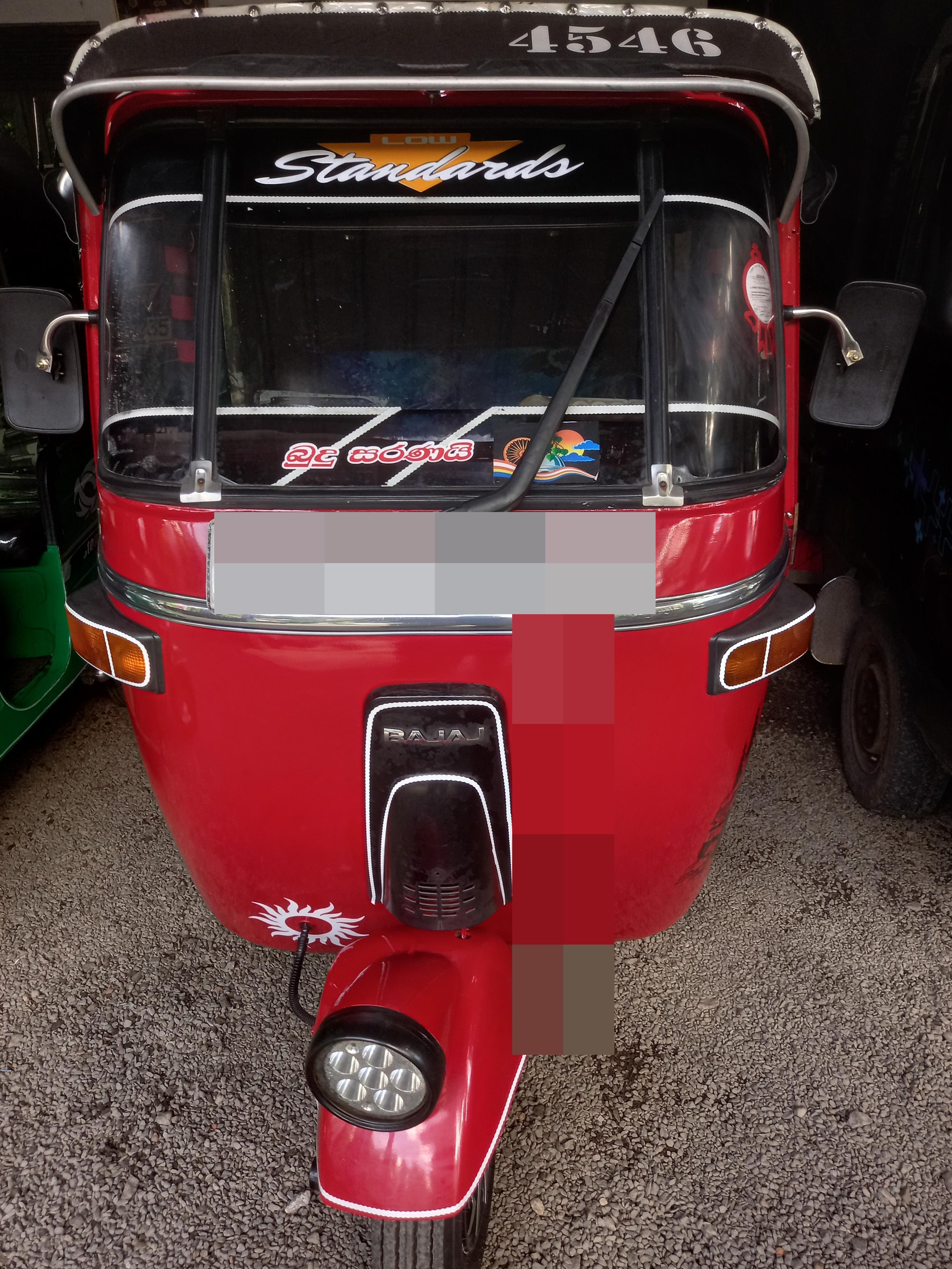 Bajaj Three Wheel 2009 - භාවිතා කරන ලද ත්‍රිරෝද රථය sale in Sri Lanka - patpat.lk