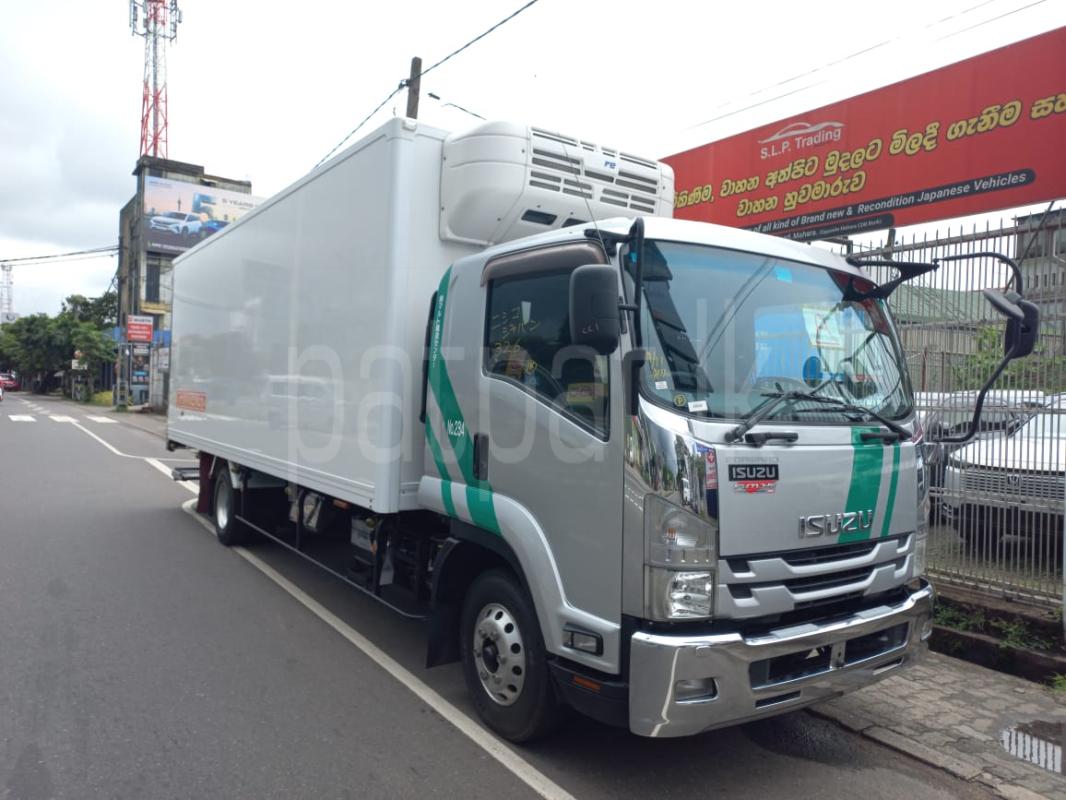 Isuzu Forward 2017 - භාවිතා කරන ලද ට්‍රක් රථය sale in Sri Lanka - patpat.lk