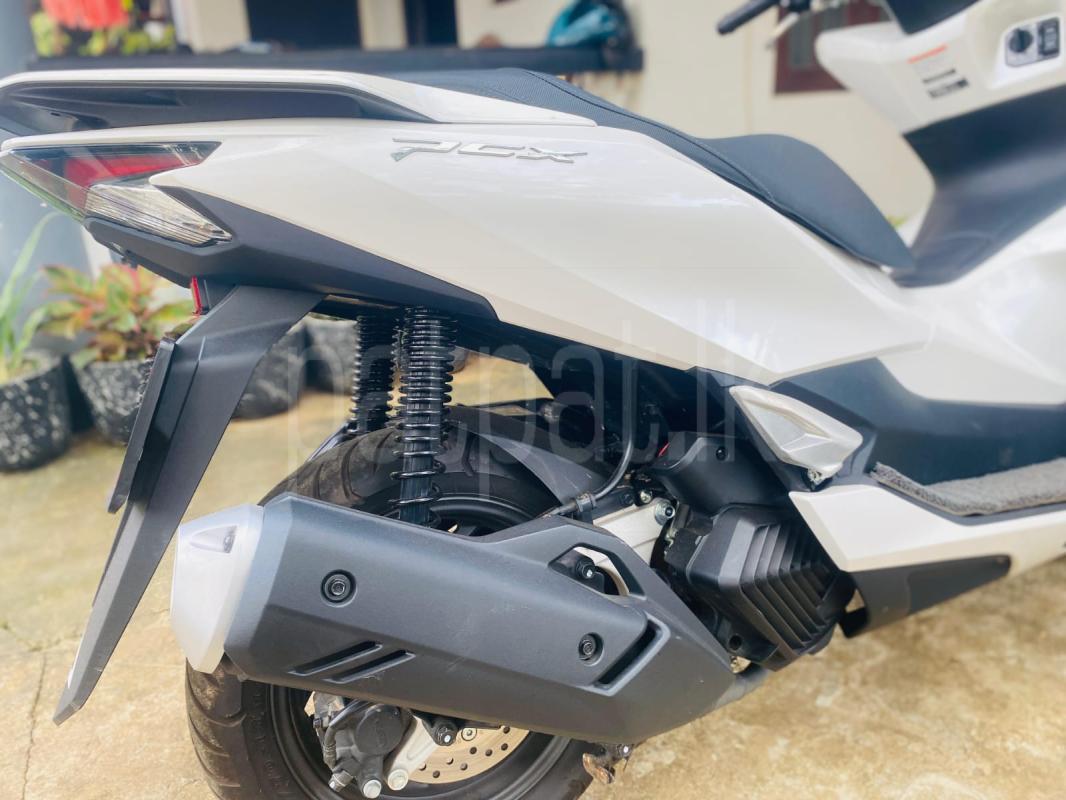 Honda PCX 2025 - பயன்படுத்தப்பட்டது பைக் sale in Sri Lanka - patpat.lk