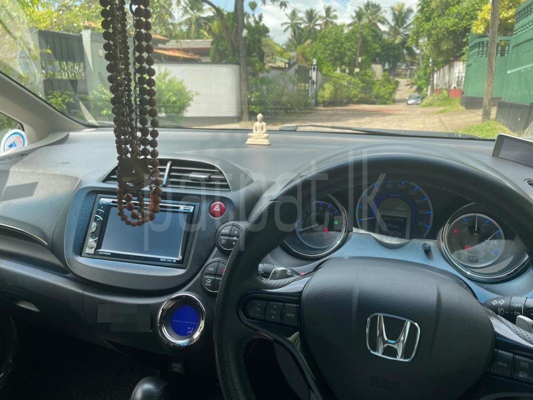 Advertisement image 4