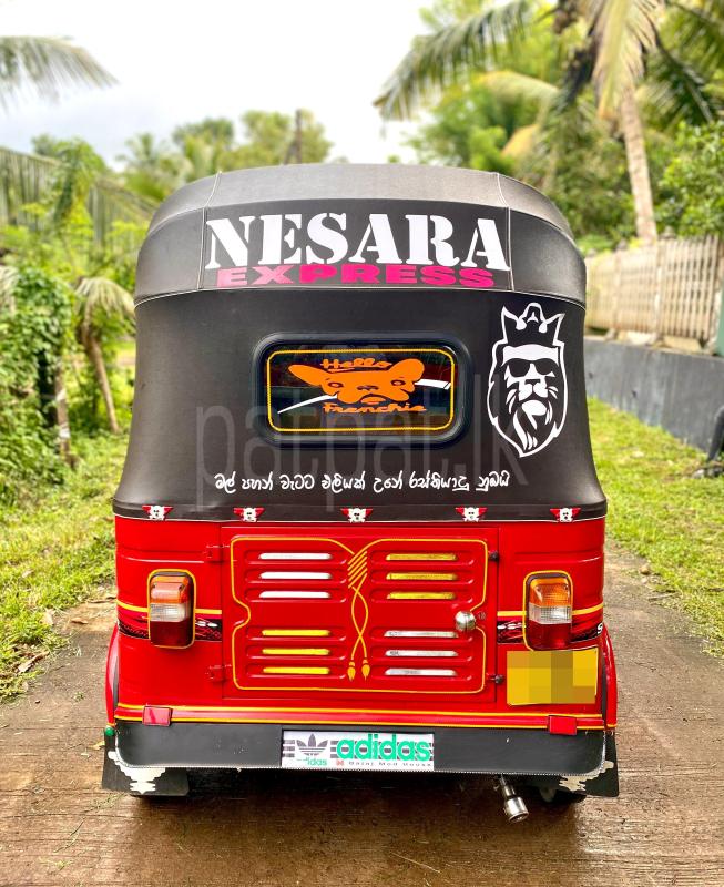 Bajaj Three Wheel 2005 - பயன்படுத்தப்பட்டது முச்சக்கர வண்டி sale in Sri Lanka - patpat.lk