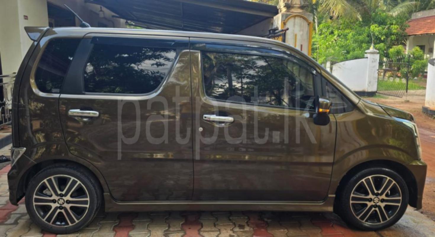 Suzuki Wagon R 2017 - භාවිතා කරන ලද කාර් sale in Sri Lanka - patpat.lk