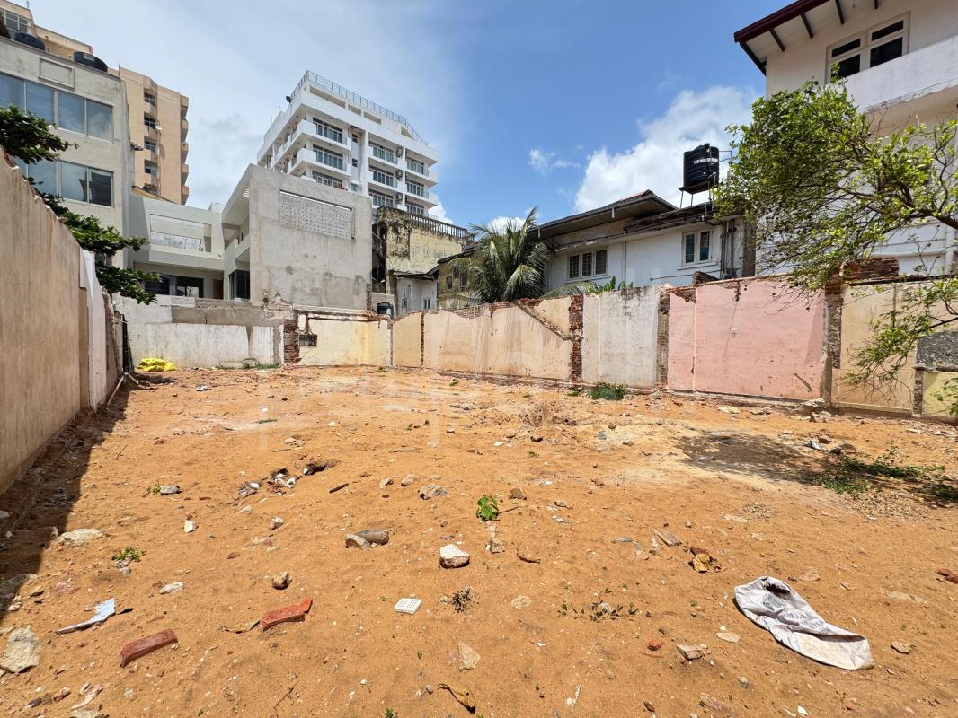 Residential Land for Sale in Narahenpita (Colombo 05)