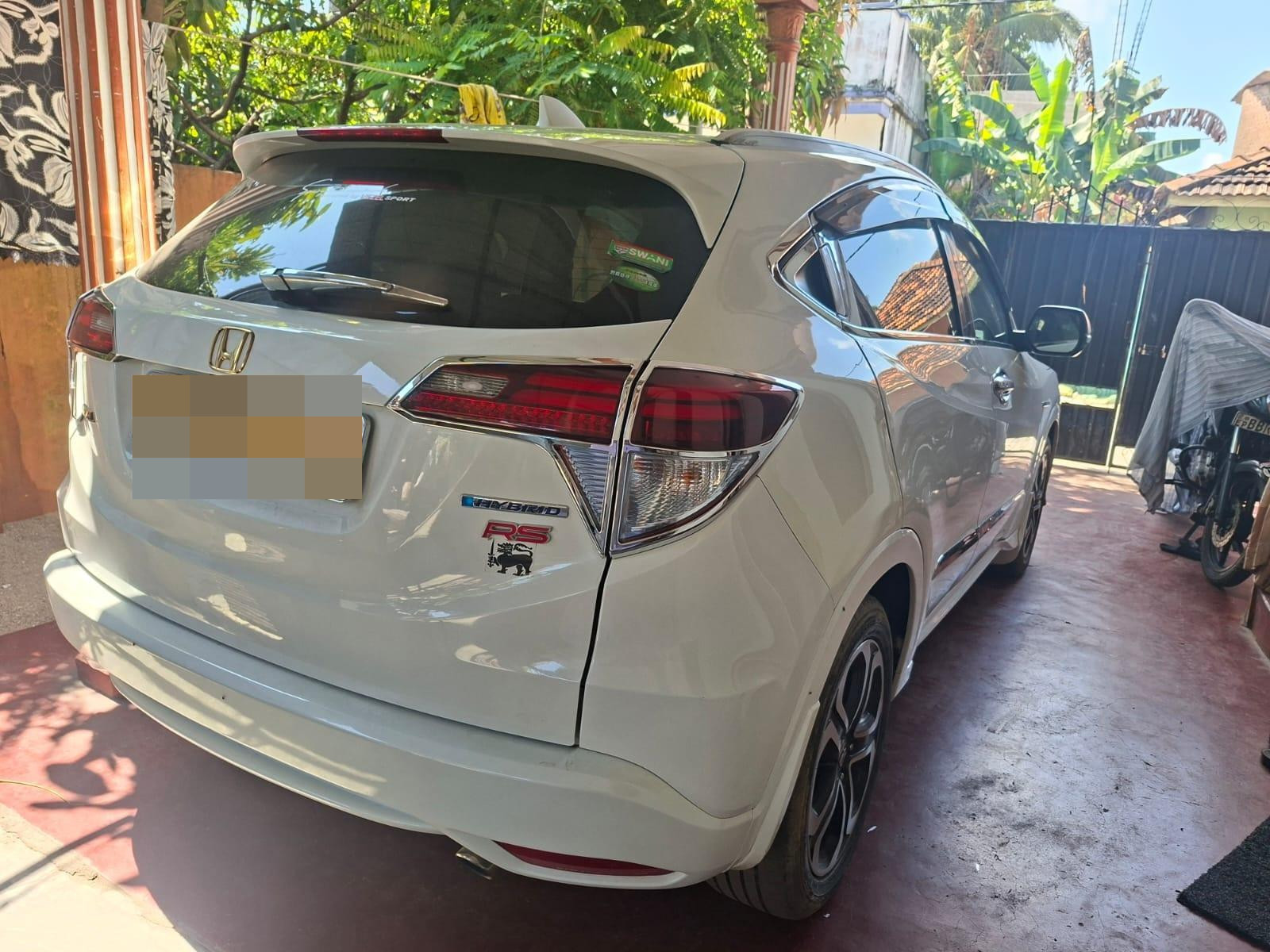 Advertisement image 6