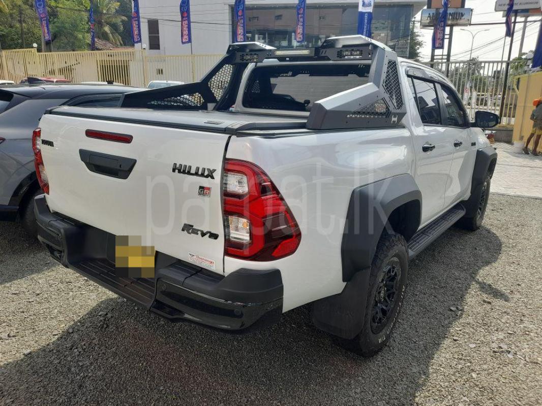 Advertisement image 6