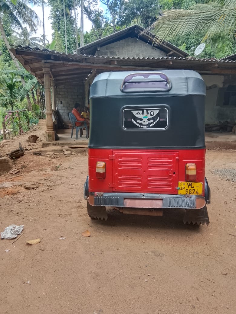 Bajaj Three Wheel 2013 - Used Three wheeler sale in Sri Lanka - patpat.lk