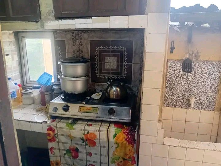 Semi Luxury Apartment for Sale in Wellawatta (Colombo 06)