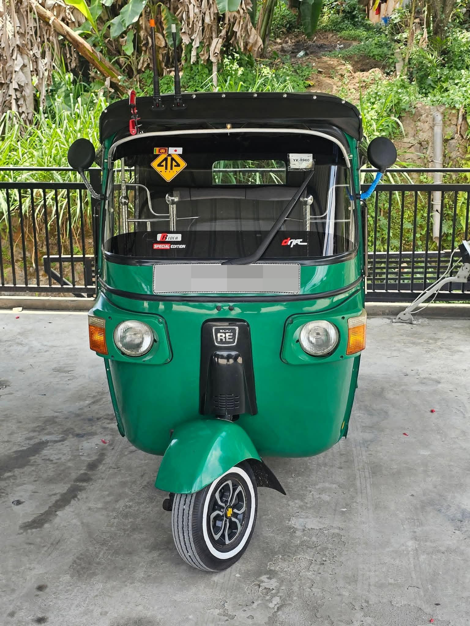 Bajaj Three Wheel 2011 - Used Three wheeler sale in Sri Lanka - patpat.lk