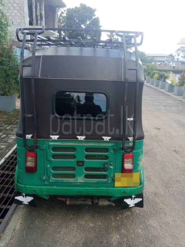 Bajaj 4 stroke 2016 - භාවිතා කරන ලද ත්‍රිරෝද රථය sale in Sri Lanka - patpat.lk