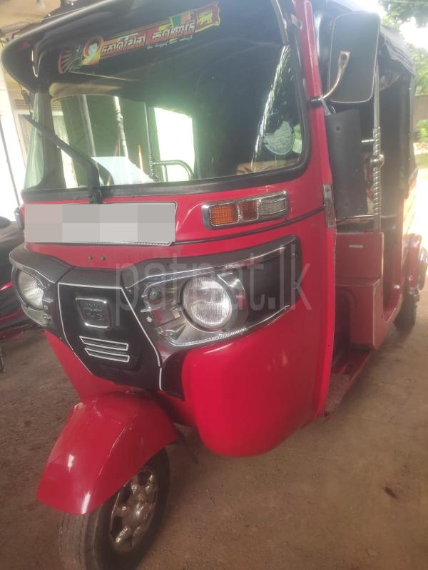 Bajaj 4 stroke 2015 - Used Three wheeler sale in Sri Lanka - patpat.lk