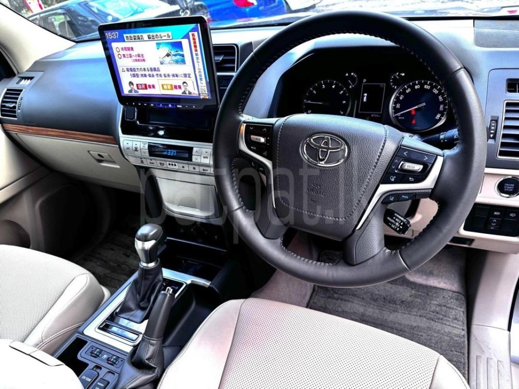 Advertisement image 6