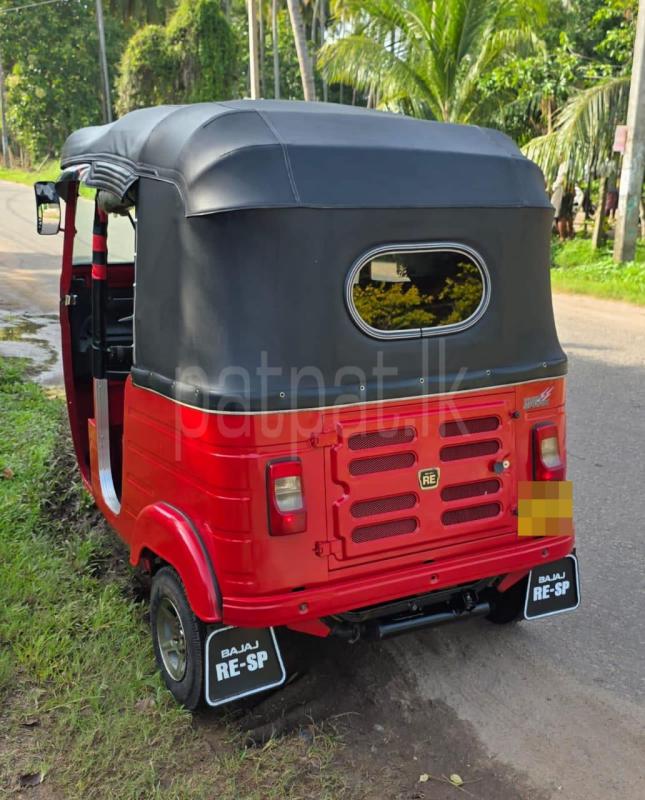 Bajaj Three Wheel 2016 - பயன்படுத்தப்பட்டது முச்சக்கர வண்டி sale in Sri Lanka - patpat.lk