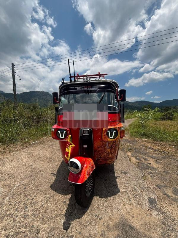 Bajaj Three Wheel 2013 - Used Three wheeler sale in Sri Lanka - patpat.lk