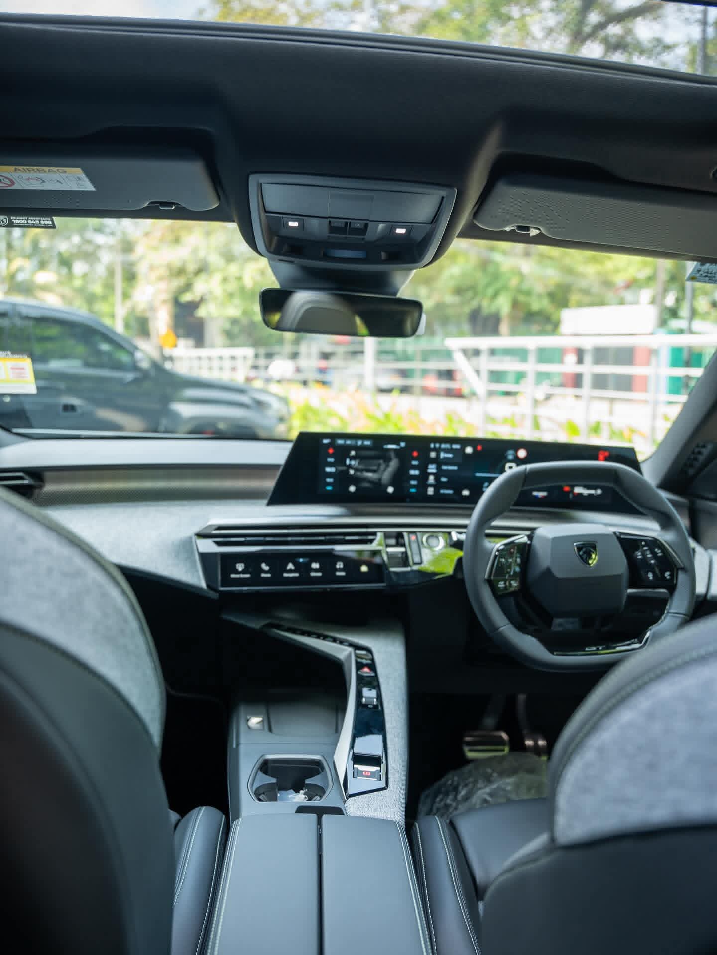 Peugeot 5008 2025 - Brand New SUV sale in Sri Lanka - patpat.lk