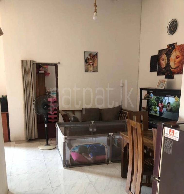 Semi Luxury Apartment for Rent in Wellawatta (Colombo 06)