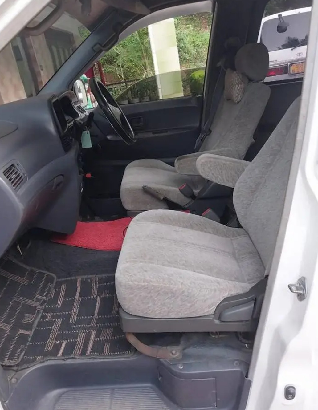 Toyota TownAce 2000 - பயன்படுத்தப்பட்டது வேன் sale in Sri Lanka - patpat.lk