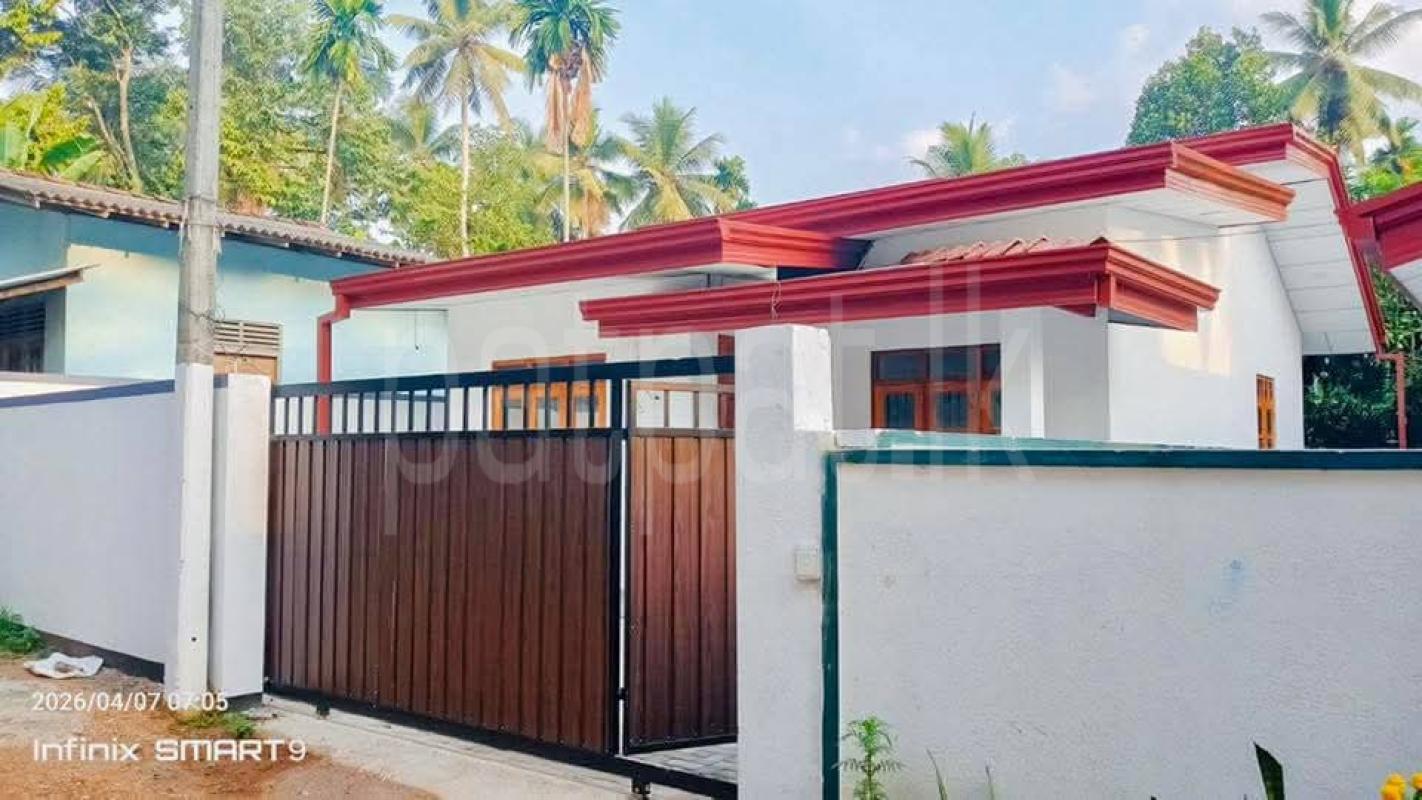 House for Sale in Weliveriya