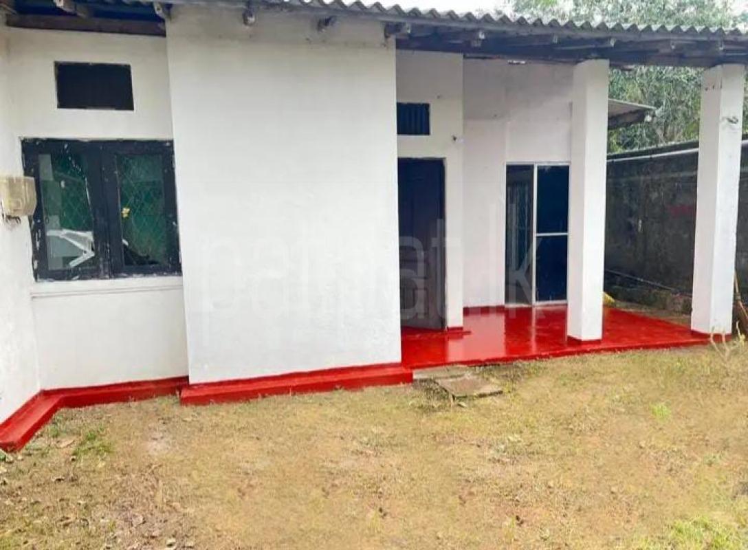 House for Sale in Athurugiriya